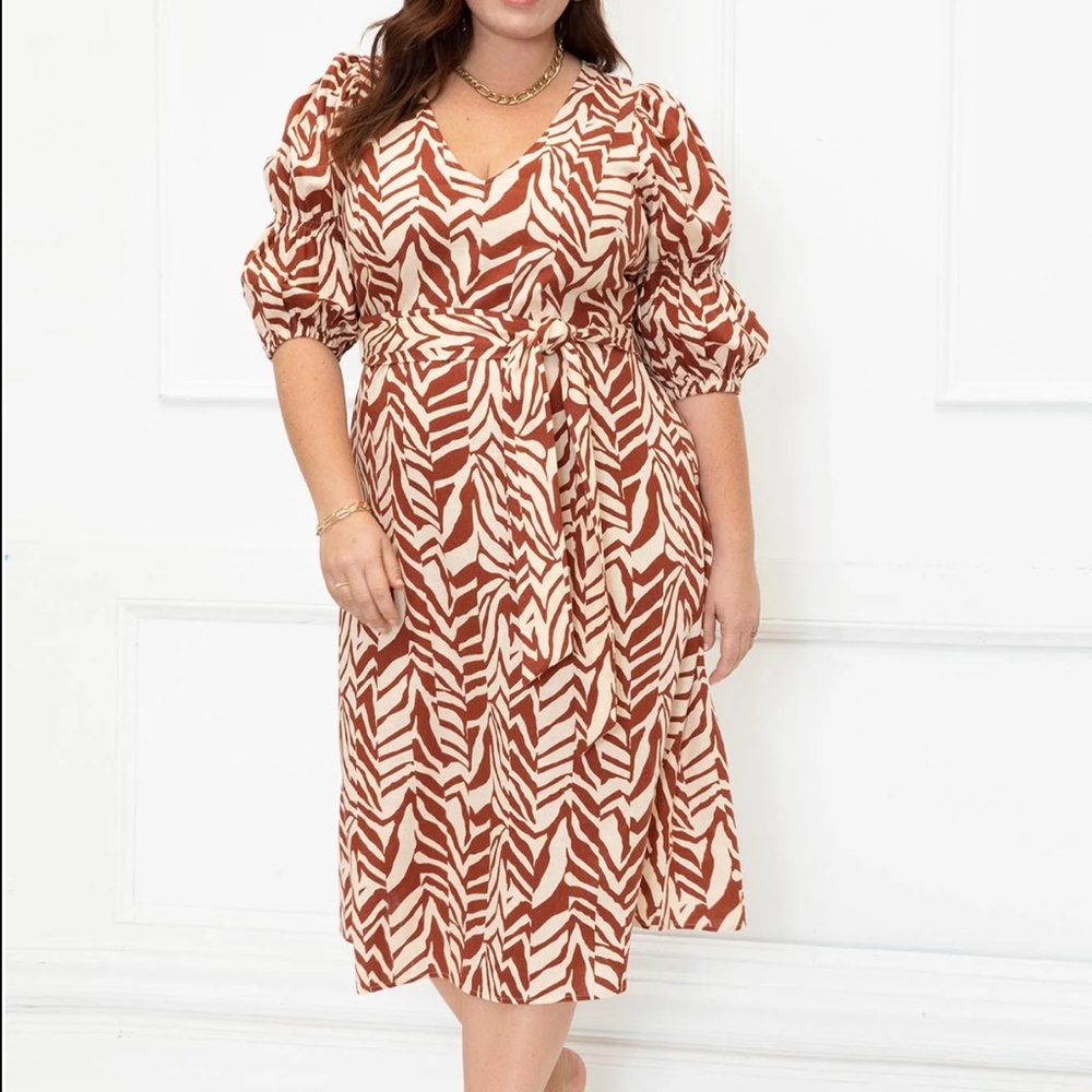 *Free Shipping* Plus Size Puff Sleeve Dress